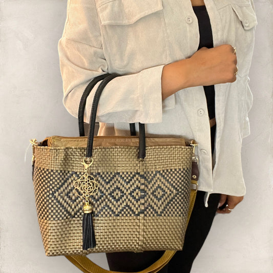 Bolsa Tonalli Dorado