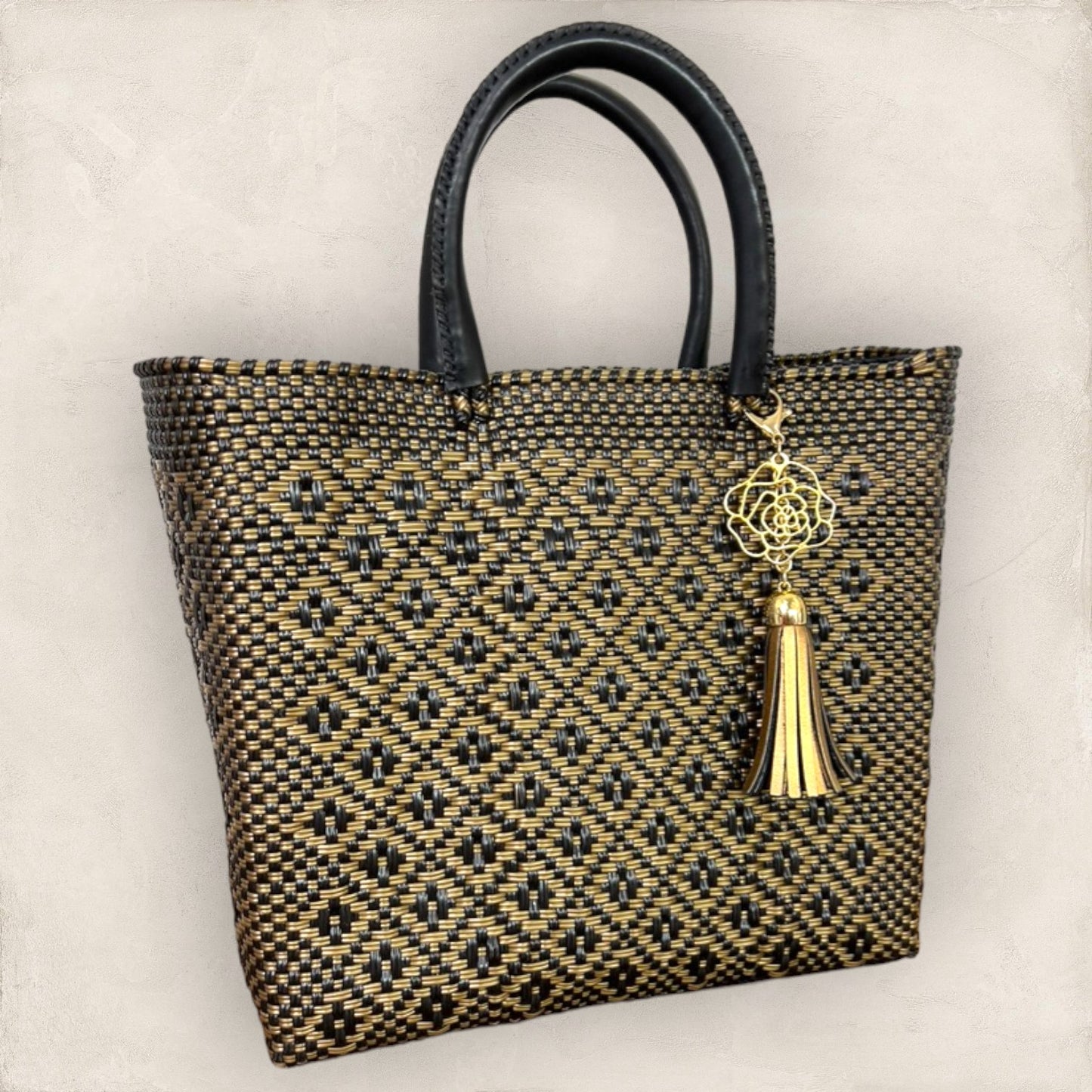 Bolsa modelo Zalia Dorado/Negro