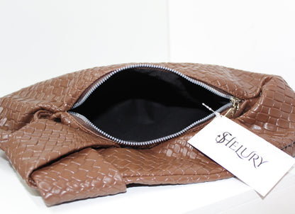 Bolsa Hobo Trenzada Café