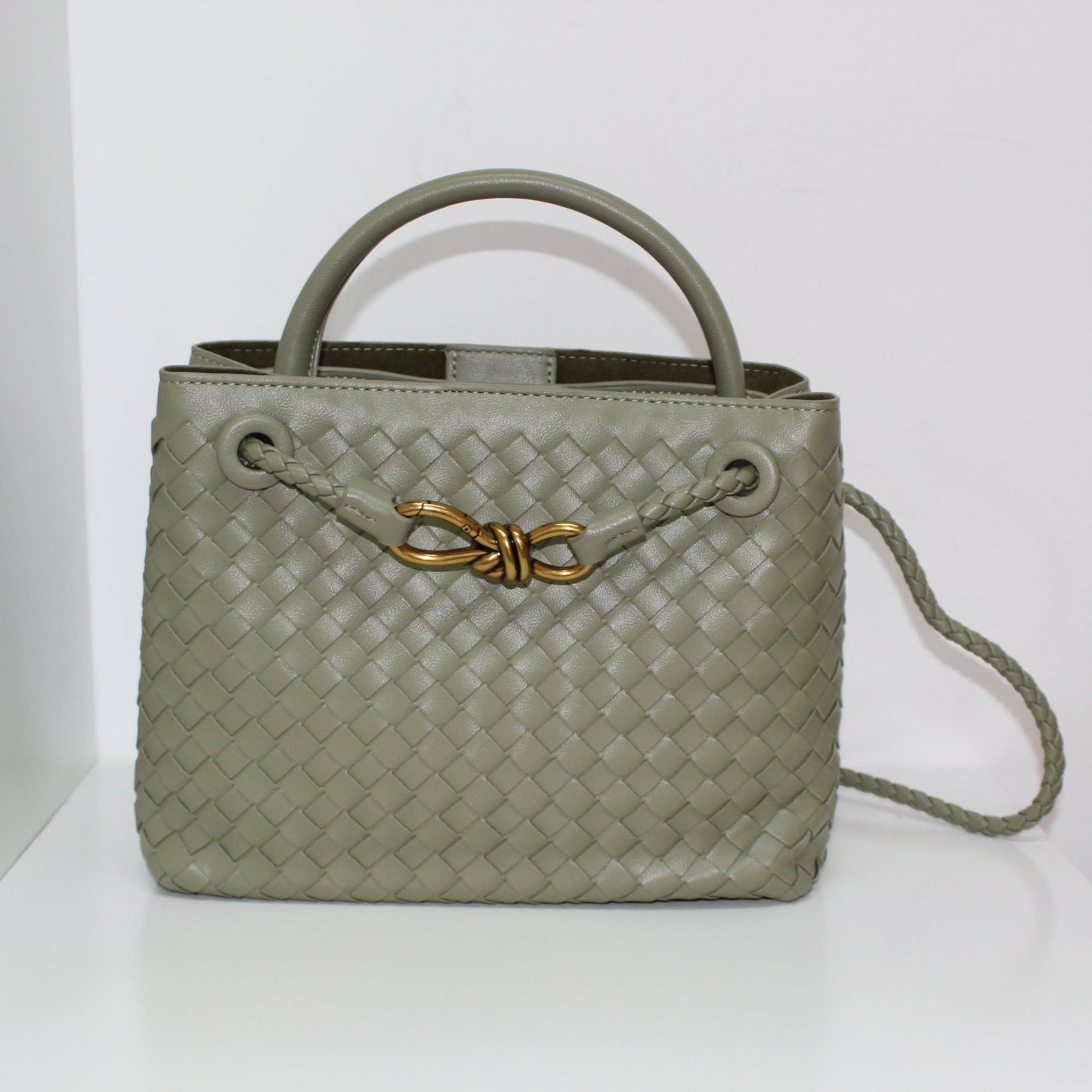 Bolso trenzado verde