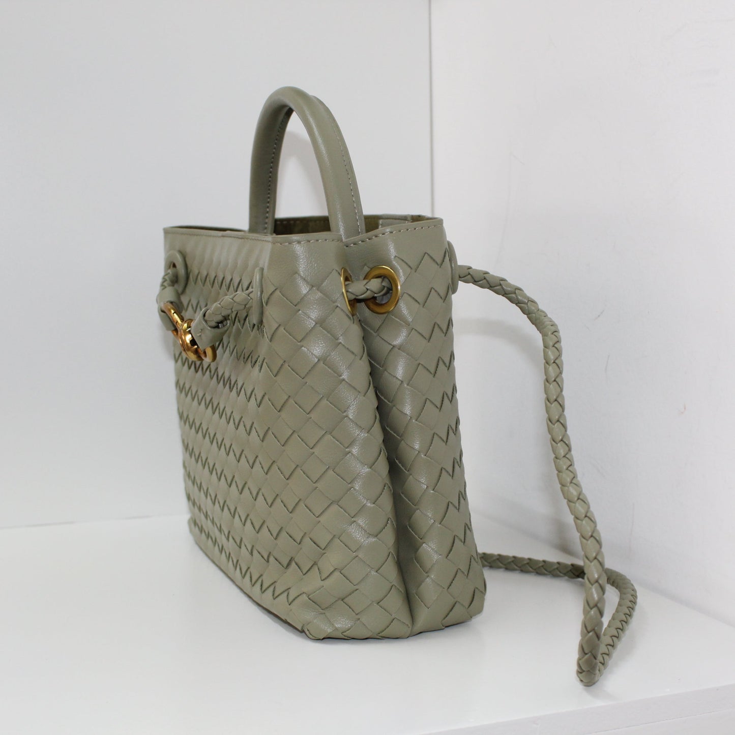 Bolso trenzado verde