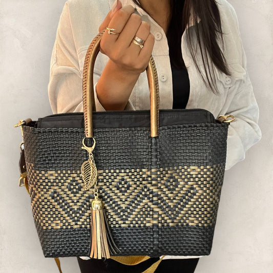 Bolsa Tonalli Negra con Dorado