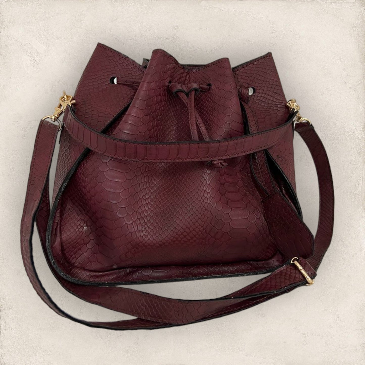 Bolsa bucket Vino Croc